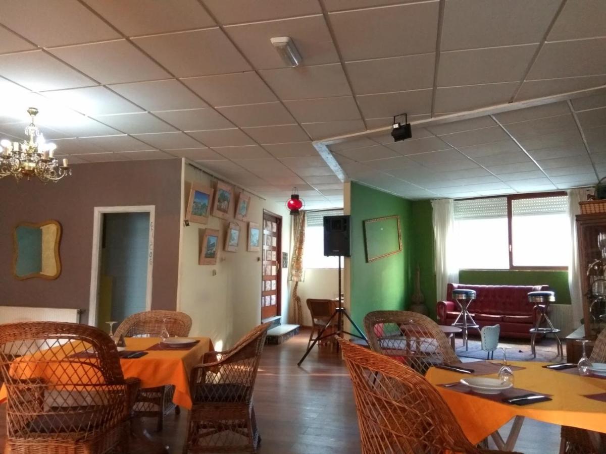 Casa Lola Hotel Понтеареас Екстериор снимка